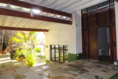 Casa de Vila à venda com 4 quartos, sendo 2 suítes, em Jardim dos Estados, São Paulo, SP
