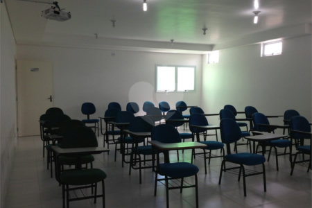 Prédio à venda em Vila Mogilar, Mogi das Cruzes, SP