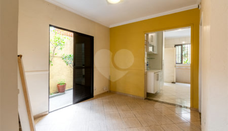 Casa à venda com 3 quartos, sendo 1 suíte,  em São Judas, São Paulo, SP