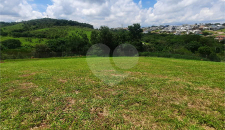 Terreno à venda no condomínio Santa Isabel I, Louveira - SP