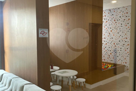 Apartamento à venda com 2 quartos, sendo 1 suíte, em Santo Amaro, São Paulo, SP