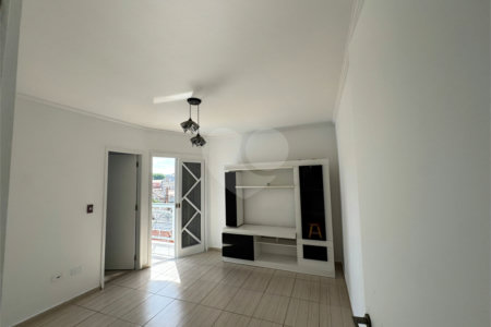 Casa à venda com 3 quartos, sendo 1 suíte,  em Vila Rosália, Guarulhos, SP