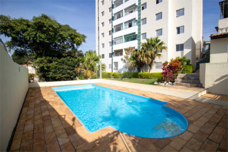 Apartamento à venda com 3 quartos, sendo 1 suíte, no Centro, São Roque, SP