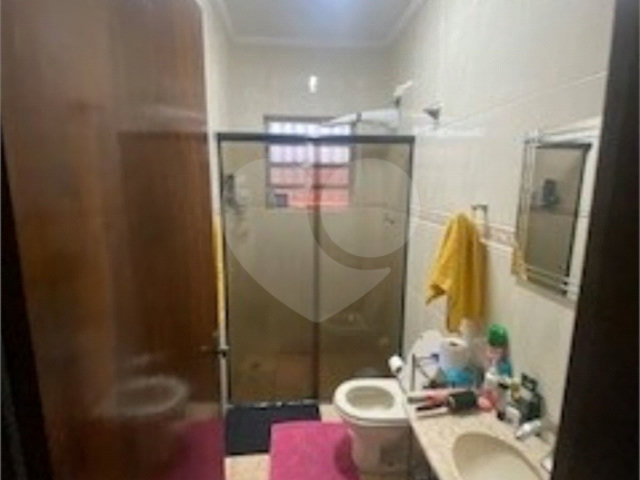 Sobrado à venda com 4 quartos, sendo 1 suíte,  em Parque Edu Chaves, São Paulo, SP