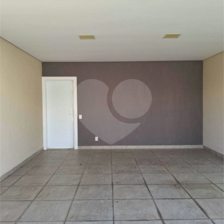 Casa à venda com 3 suítes no condomínio Portal do Jequitibá, Valinhos - SP