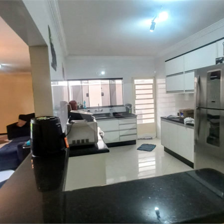 Casa à venda com 3 quartos, sendo 1 suíte,  em Jardim Residencial Martinez, Sorocaba, SP