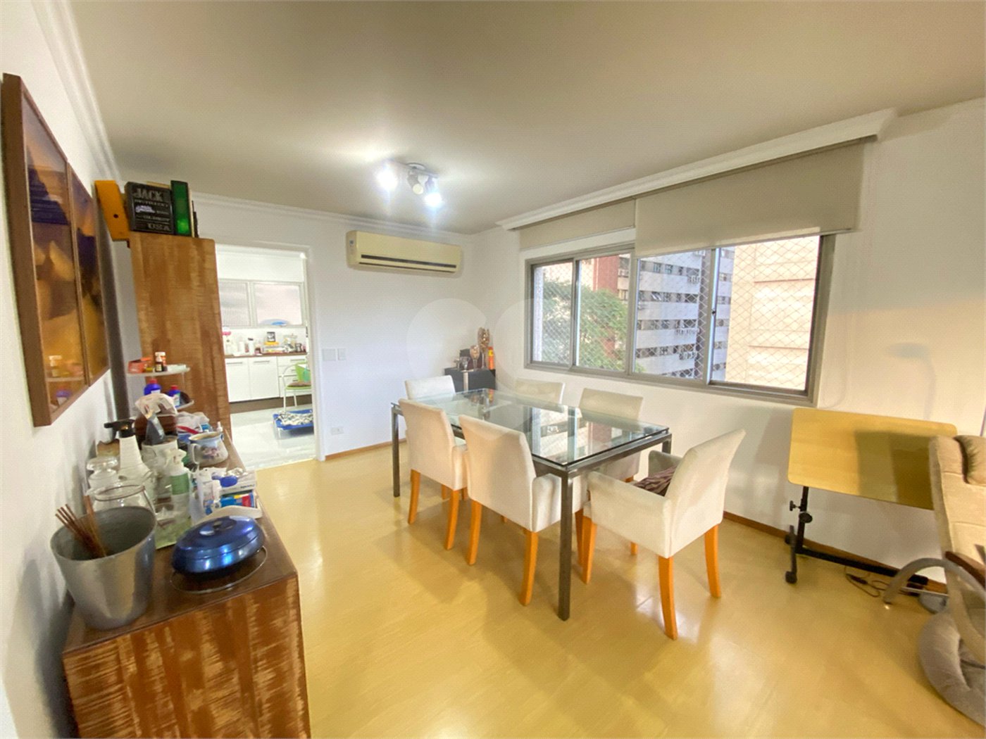 Apartamento para alugar com 4 quartos, sendo 1 suíte, em Jardim Europa, São Paulo, SP