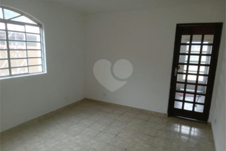 Sobrado à venda com 3 quartos, sendo 1 suíte, em Vila Aurora (zona Norte), São Paulo, SP