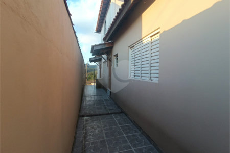 Casa à venda com 3 quartos em Taboão, São Roque, SP
