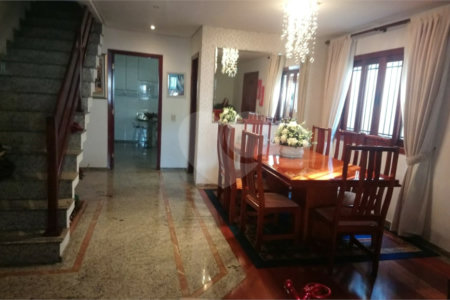 Casa para alugar com 4 quartos, sendo 2 suítes, em Campo Grande, São Paulo, SP