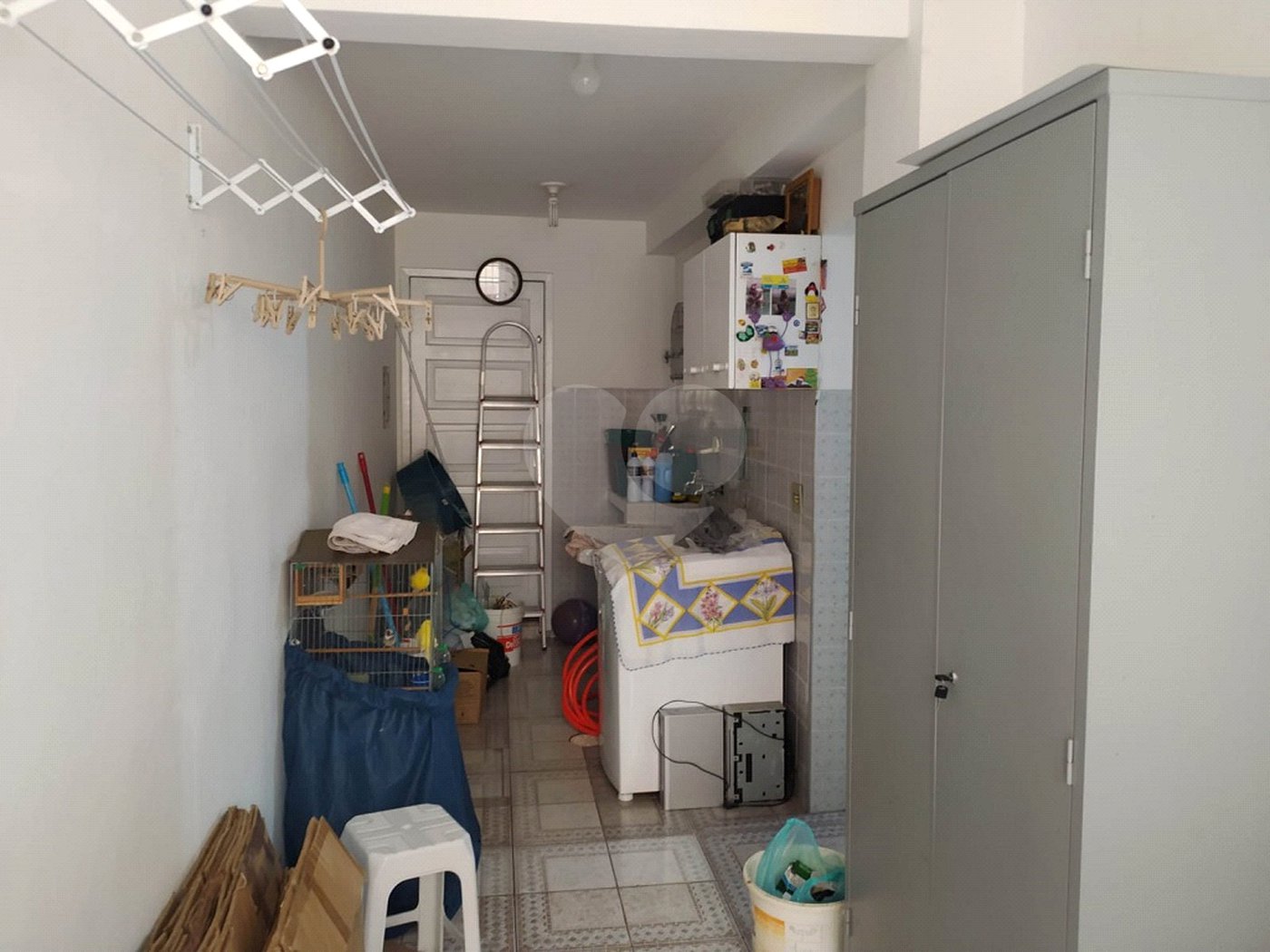 Casa à venda com 6 quartos, sendo 2 suítes, em Chora Menino, São Paulo, SP