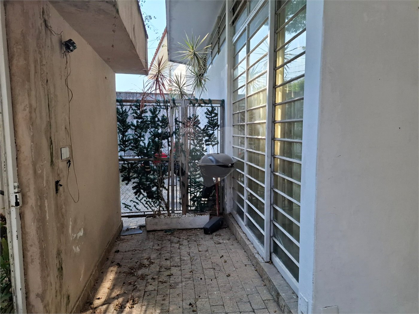 Casa à venda com 4 quartos, sendo 3 suítes, em Jardim São Bento, São Paulo, SP