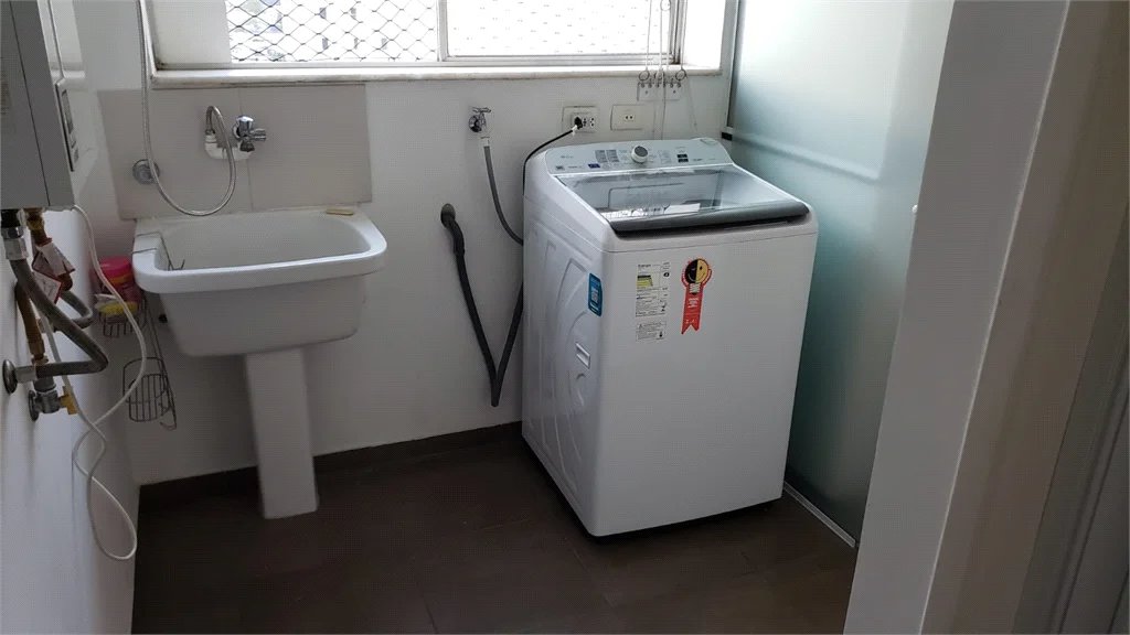 Apartamento à venda com 3 quartos, sendo 1 suíte, em Cidade Monções, São Paulo, SP