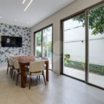 Casa à venda com 5 suítes em Jardim Cordeiro, São Paulo, SP