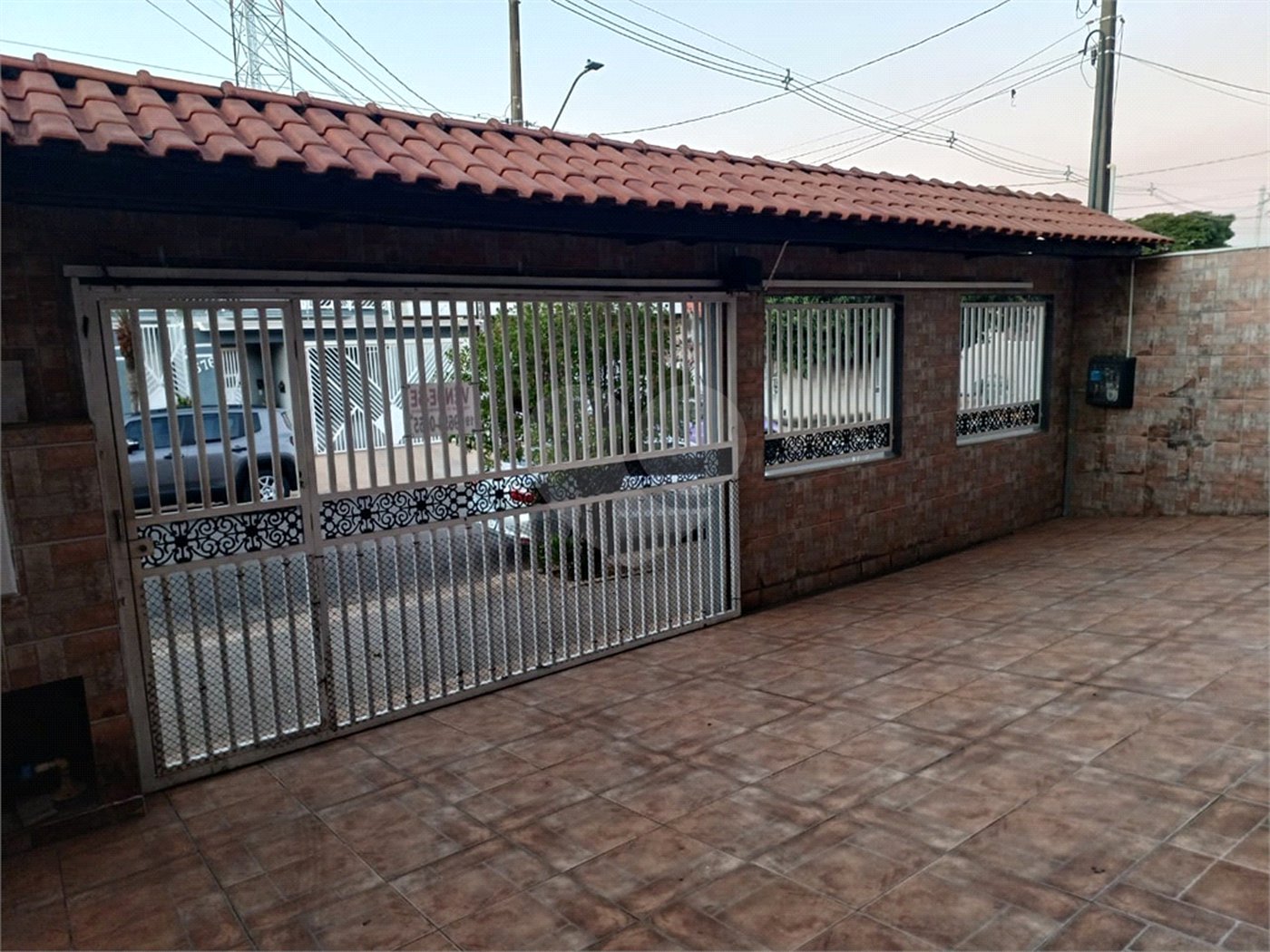 Sobrado à venda com 3 quartos, sendo 1 suíte, em Jardim Regina, Indaiatuba, SP