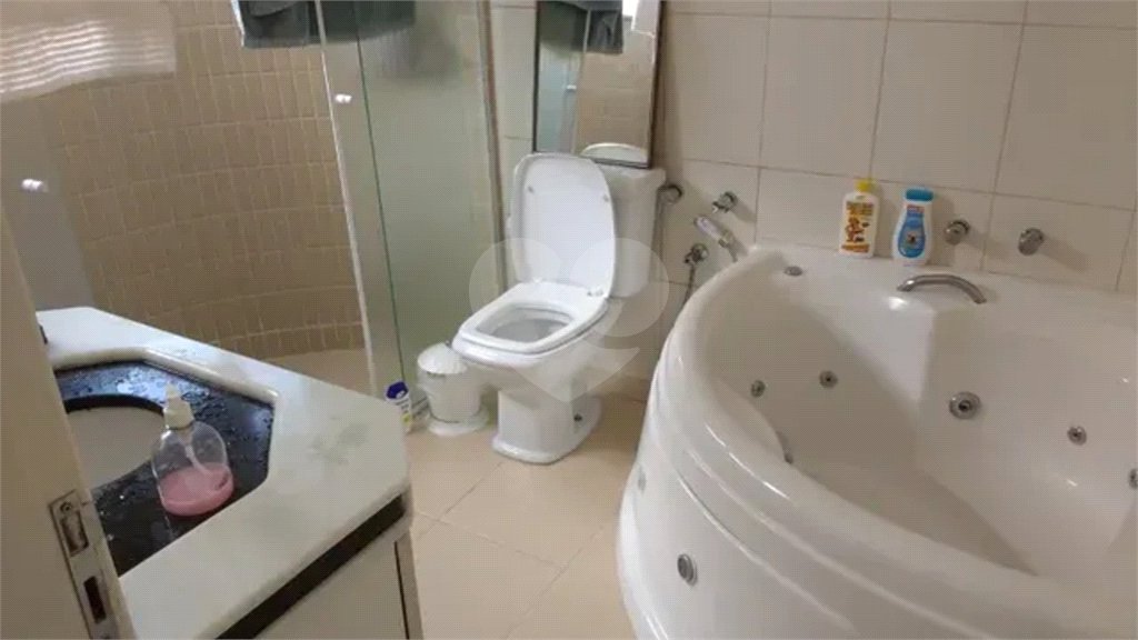 Casa à venda com 3 suítes no condomínio Golden Park Residence, Sorocaba - SP