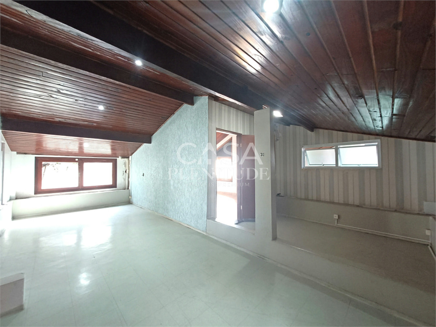 Casa à venda com 4 quartos, sendo 2 suítes, em Jardim Residencial Deolinda Guerra, Sorocaba, SP