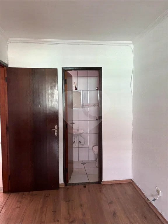 Sobrado à venda com 2 suítes em Santa Terezinha, São Paulo, SP