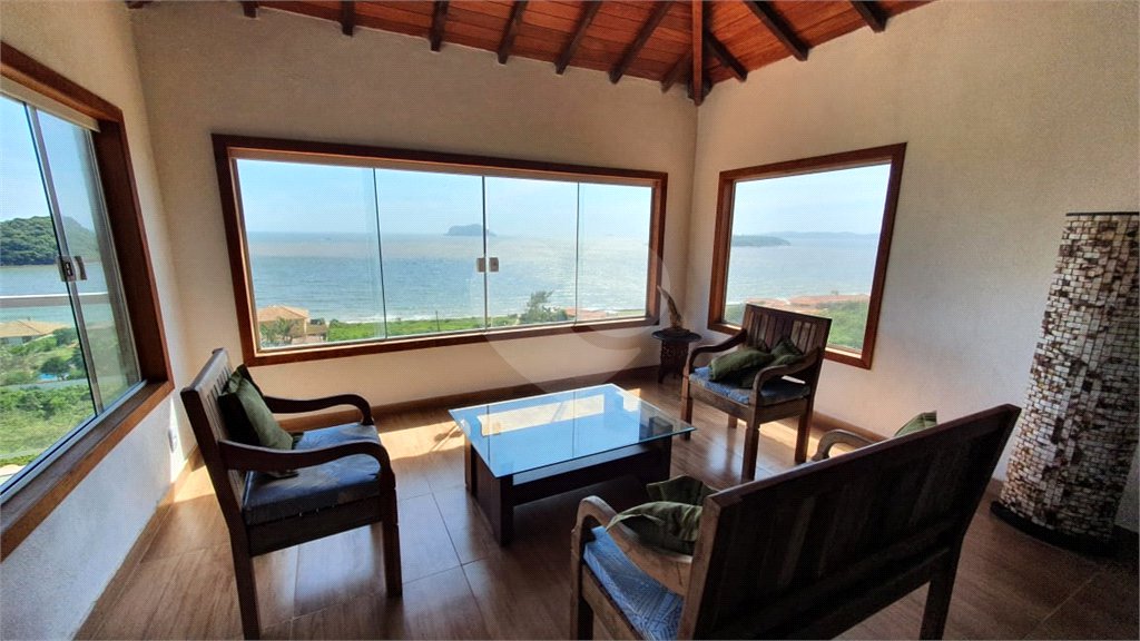Casa à venda com 4 suítes em Praia Rasa, Armação dos Búzios, RJ