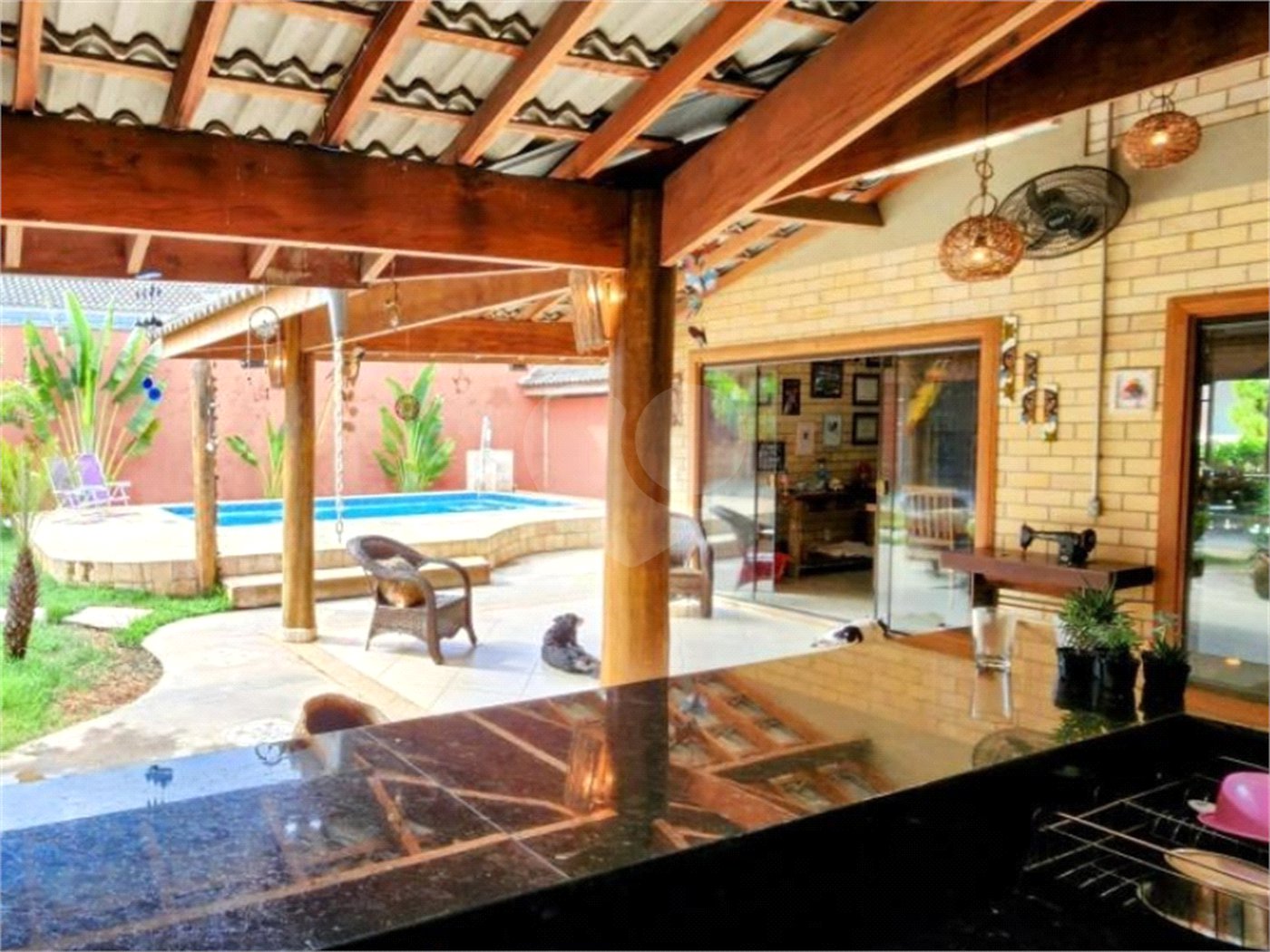Casa à venda com 3 quartos, sendo 1 suíte,  no condomínio Jardim Ibiti do Paço, Sorocaba - SP