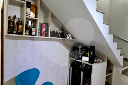 Sobrado à venda com 3 quartos, sendo 1 suíte,  em Jardim Leocádia, Sorocaba, SP