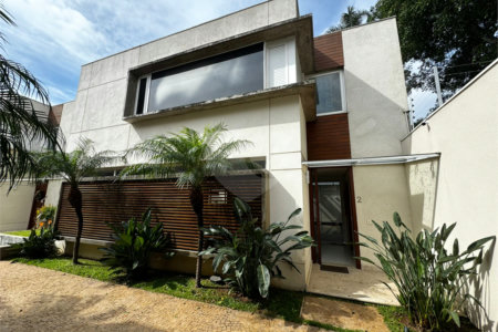 Casa à venda com 4 quartos, sendo 3 suítes, no condomínio Tao, São Paulo - SP