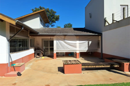 Chácara à venda com 3 quartos, sendo 1 suíte, em Chácara de Recreio Jardim Alvorada, Botucatu, SP