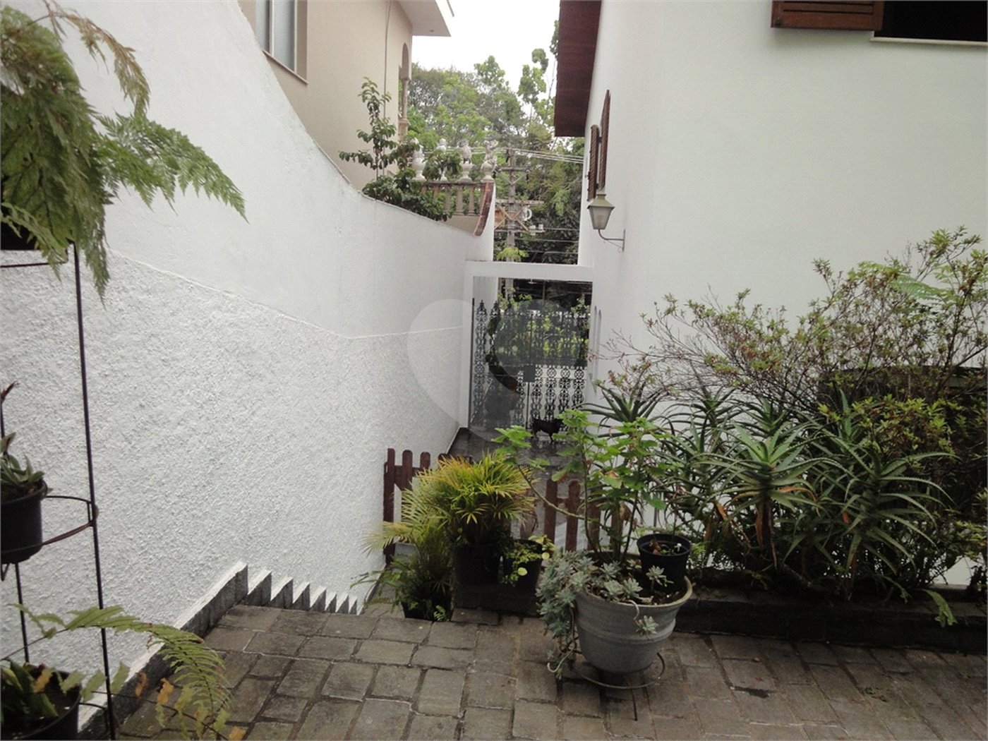 Sobrado à venda com 4 quartos, sendo 3 suítes, em Jardim São Bento, São Paulo, SP