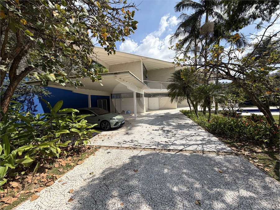 Casa à venda com 4 suítes em Residencial Tamboré, Barueri, SP