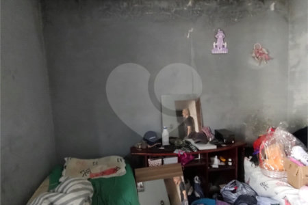 Casa à venda com 4 quartos em Chora Menino, São Paulo, SP