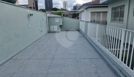 Casa à venda com 4 quartos, sendo 1 suíte,  em Brooklin, São Paulo, SP