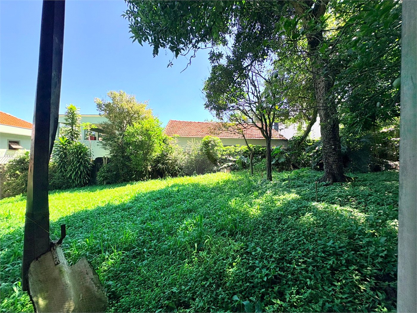 Casa Térrea à venda com 3 quartos, sendo 1 suíte, em Jardim Floresta, São Paulo, SP