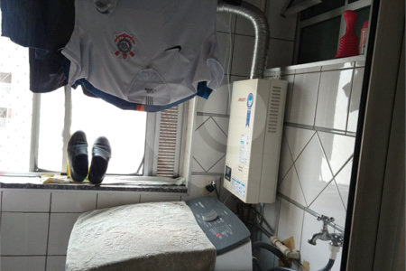 Apartamento à venda com 3 quartos, sendo 1 suíte, em Vila Rubens, Mogi das Cruzes, SP