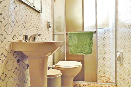 Casa à venda com 3 quartos, sendo 1 suíte, no condomínio Praça Doutor José Augusto César,8, São Paulo - SP