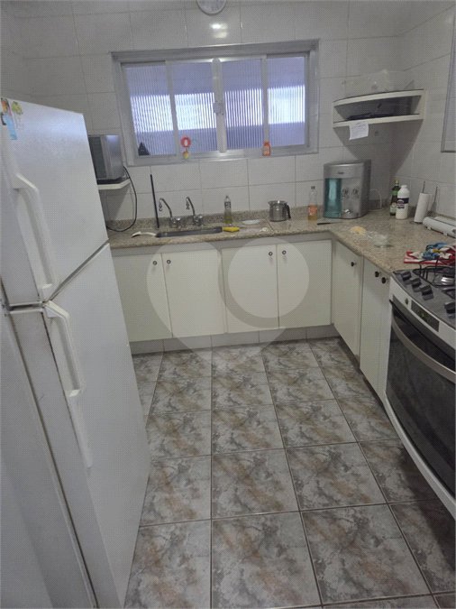 Sobrado à venda com 4 quartos, sendo 1 suíte, em Vila Graciosa, São Paulo, SP