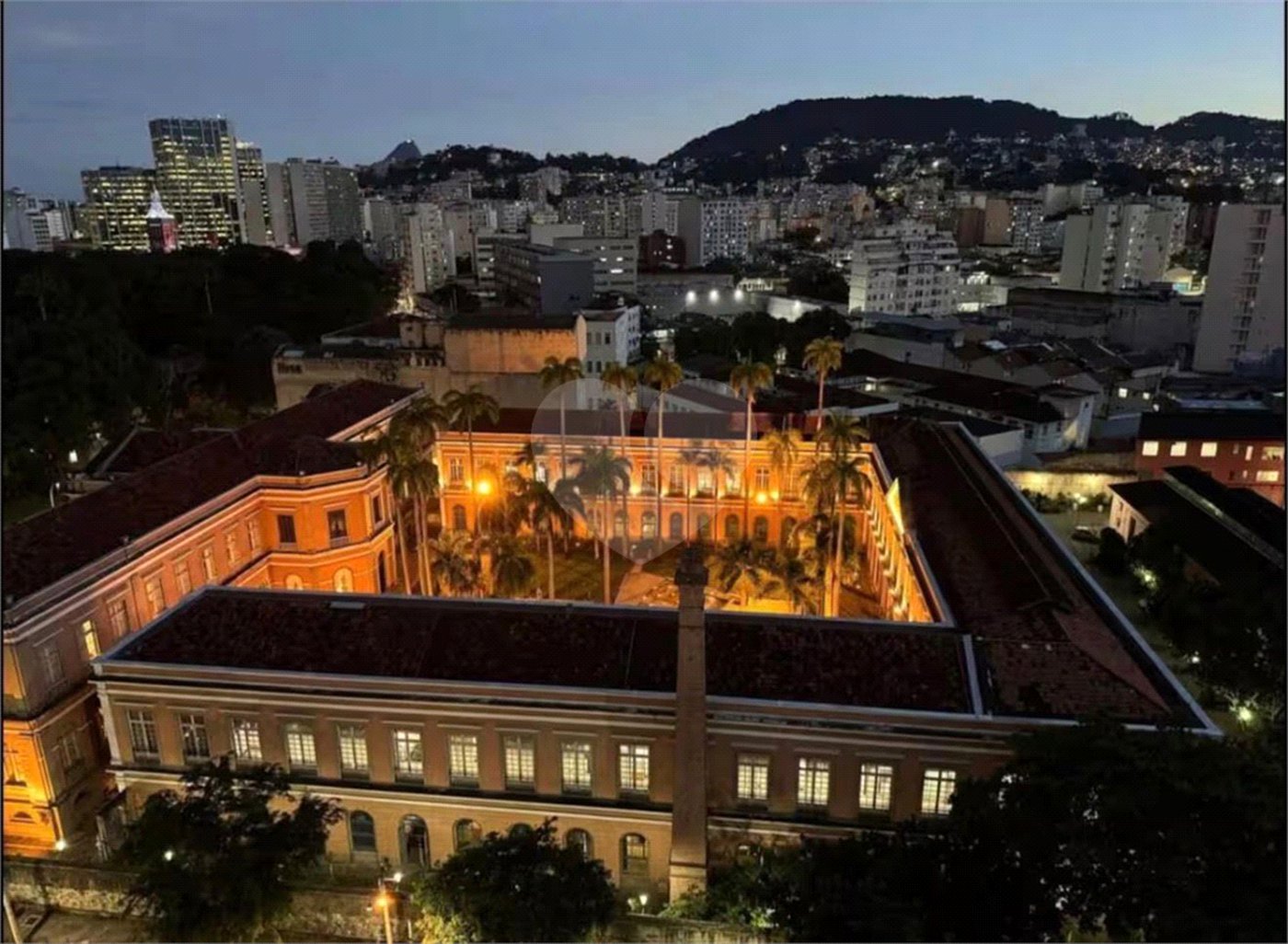 Loft à venda com 1 suíte em Cidade Nova, Rio de Janeiro, RJ