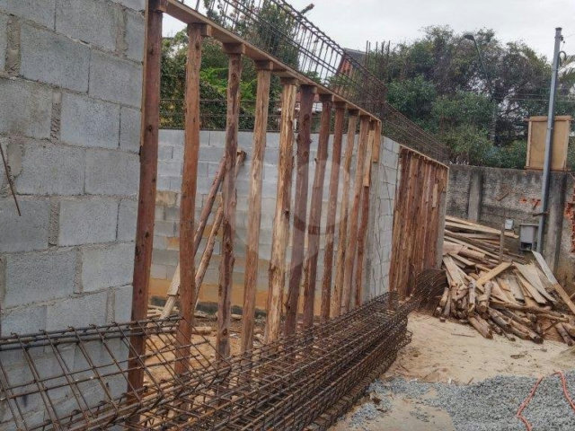 Sobrado à venda com 3 quartos, sendo 1 suíte,  em Jardim Franca, São Paulo, SP