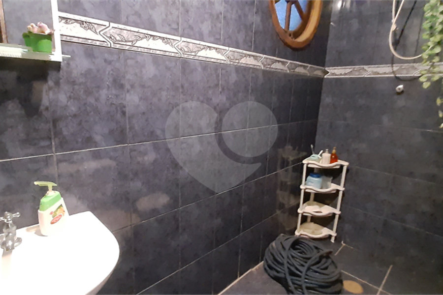 Casa à venda com 3 quartos, sendo 1 suíte, no condomínio Sausalito, Mairiporã - SP