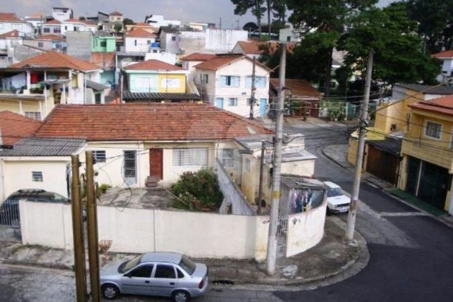 Sobrado à venda com 2 quartos em Vila Nivi, São Paulo, SP