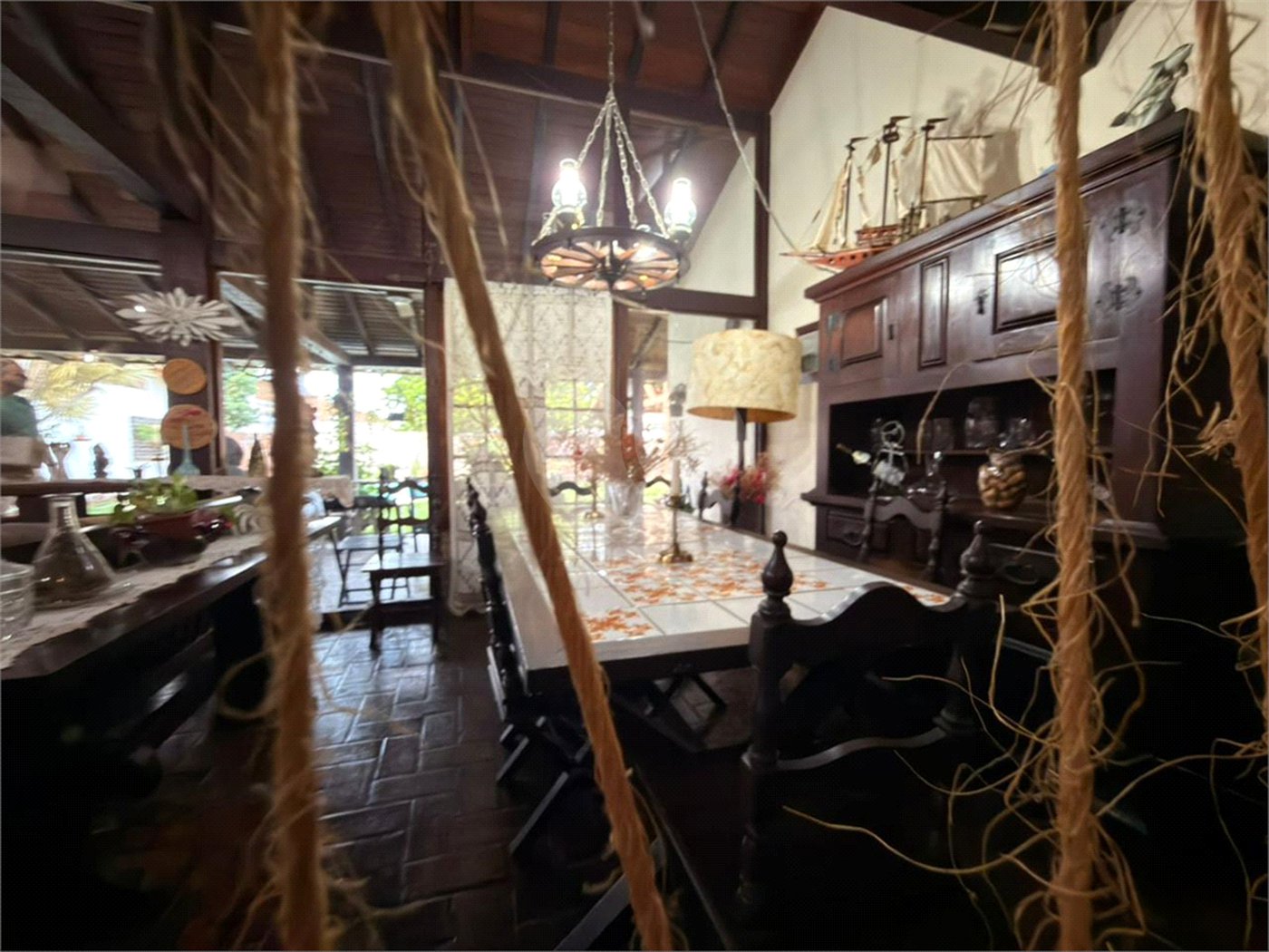 Casa à venda com 3 suítes em Portinho, Cabo Frio, RJ