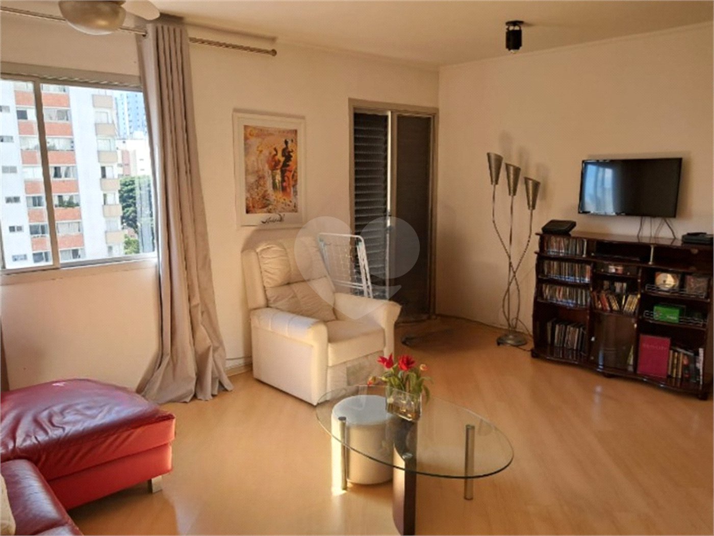 Apartamento à venda com 2 quartos em Moema, São Paulo, SP