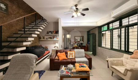 Casa para alugar com 7 quartos, sendo 2 suítes,  em Tijuca, Rio de Janeiro, RJ