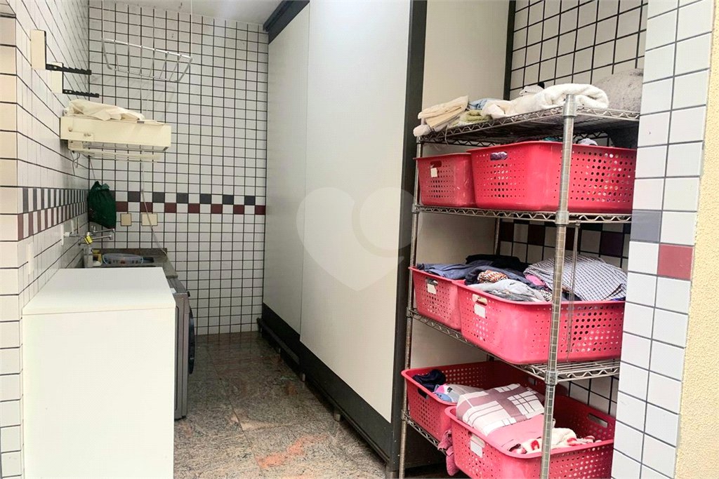 Casa à venda com 4 quartos, sendo 3 suítes, no condomínio Mirante da Barra, Rio de Janeiro - RJ