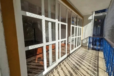 Apartamento à venda com 4 quartos, sendo 1 suíte, em Lagoa, Rio de Janeiro, RJ