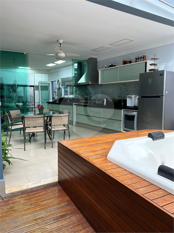 Casa à venda com 4 suítes no condomínio Residencial Maison Du Parc, Indaiatuba - SP