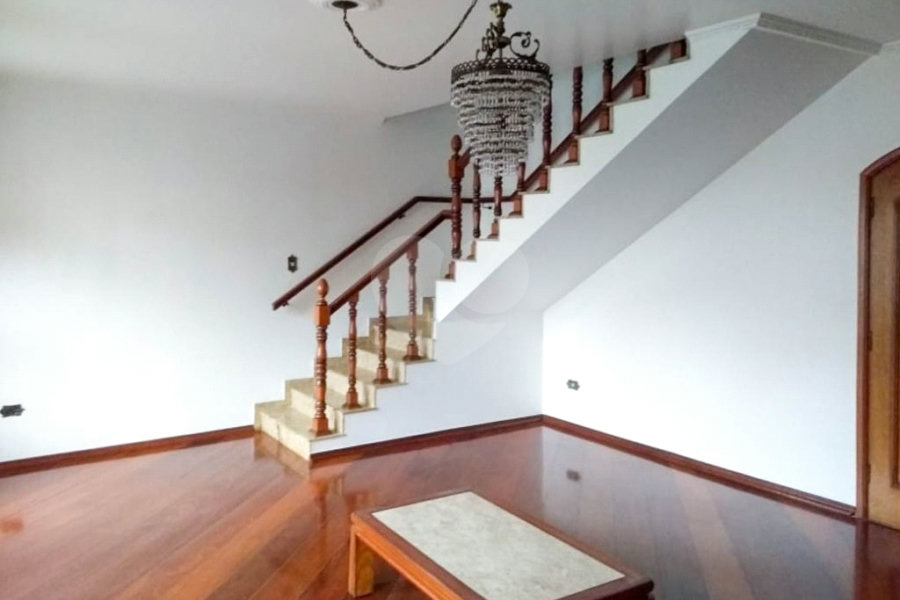 Sobrado à venda com 3 quartos, sendo 1 suíte, em Mooca, São Paulo, SP