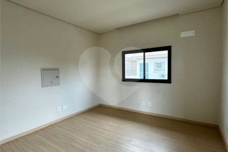 Casa à venda com 3 suítes no condomínio Belvedere I, Votorantim - SP