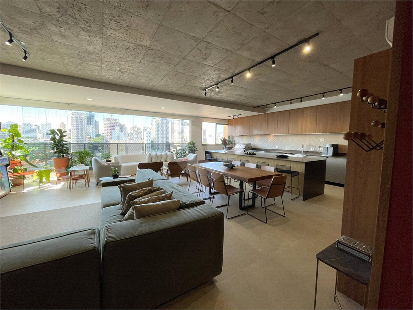 Apartamento à venda com 4 suítes em Perdizes, São Paulo, SP