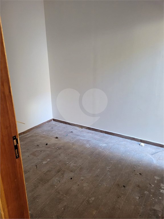 Casa à venda com 3 quartos, sendo 1 suíte, no condomínio Vale dos Gansos, Mairiporã - SP