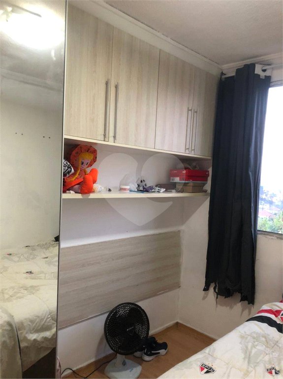 Apartamento à venda com 2 quartos em Jardim Dayse, Ferraz de Vasconcelos, SP